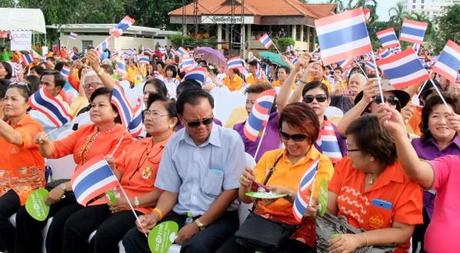 11 juin 2014, Udonthani. Spectacle en l’honneur des militaires DSCF8266