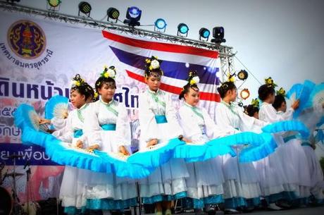 11 juin 2014, Udonthani. Spectacle en l’honneur des militaires DSCF8249