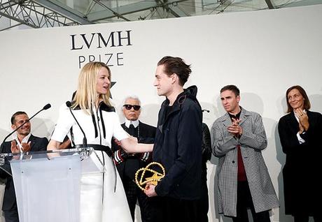 Thomas Tait gagne la première édition du prix LVMH