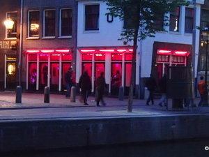 AMSTERDAM Insolite ! Cà ne s'invente pas !