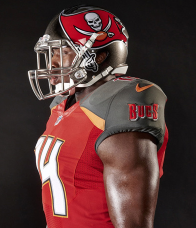 Le Tournoi des Habits II: Bucs vs Falcons Le Tournoi des Habits II: Bucs vs Falcons