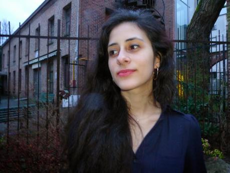 Clap along if you feel like happiness is the truth Clap along if you feel like happiness is the truth