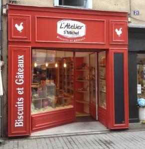 St Michel a déjà ouvert 7 boutiques pour son réseau de distribution L'Atelier St Michel et envisage de poursuivre son développement.