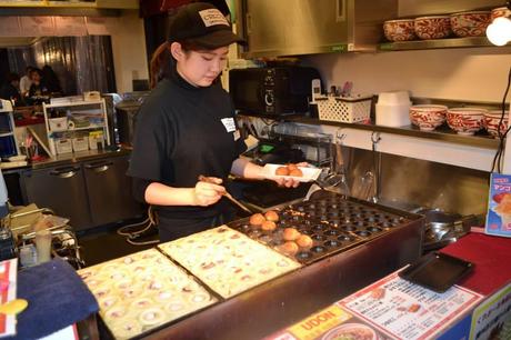 J’ai visité Osaka 1173662_293049797518932_597444396_n