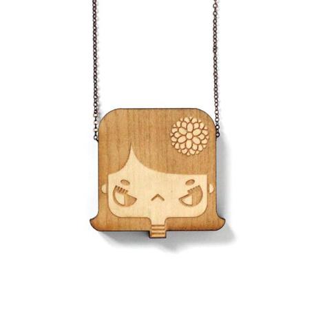 Sycomore - Nouvelle collection http://www.lesfollesmarquises.com/product/pendentif-bois-massif-lily