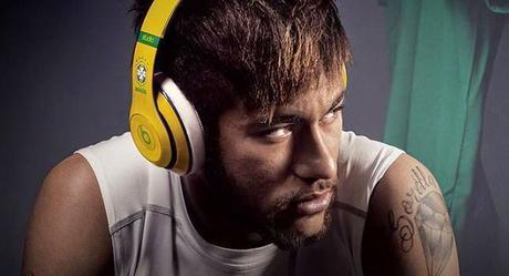 neymar wearing beats headphones Mondial 2014 : La Fifa dit stop aux casques Beats...
