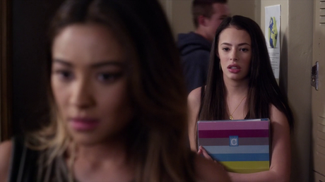 Les critiques // Pretty Little Liars : Saison 5. Episode 3. Surfing the Aftershocks. Les critiques // Pretty Little Liars : Saison 5. Episode 3. Surfing the Aftershocks.