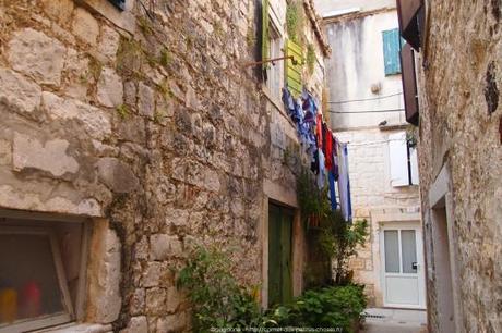 Trogir, la petite cité médiévale et notre ville préférée (voyage en Croatie #6) P6204980_trogir8_gagaone