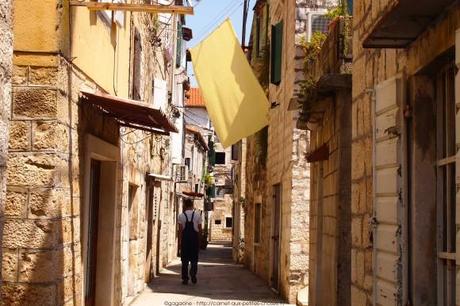 Trogir, la petite cité médiévale et notre ville préférée (voyage en Croatie #6) P6204980_trogir72_gagaone