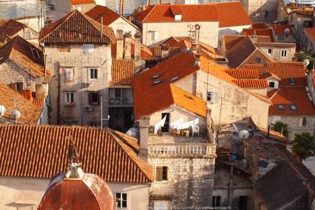 Trogir, la petite cité médiévale et notre ville préférée (voyage en Croatie #6) P6204980_trogir42_gagaone