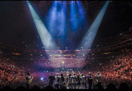 @jtimberlake est le 10ème compte le plus populaire de Twitter! @jtimberlake est le 10ème compte le plus populaire de Twitter!