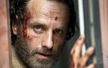 The Walking Dead, saison 5 : Beaucoup de réponses et une mort importante révèle Robert Kirkman ! The Walking Dead, saison 5 : Beaucoup de réponses et une mort importante révèle Robert Kirkman !
