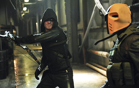 Arrow, saison 3 : Un criminel aux yeux reptiliens en méchant ! Arrow, saison 3 : Un criminel aux yeux reptiliens en méchant !
