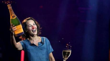 Et c’est au tour de Najat de nous pondre une loi idiote Royal : la champagnitude attitude