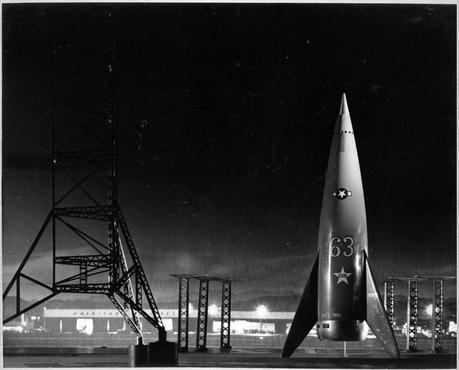 Project Moonbase Jacque_Fresco_-_Project_Moonbase_Models_(1953)
