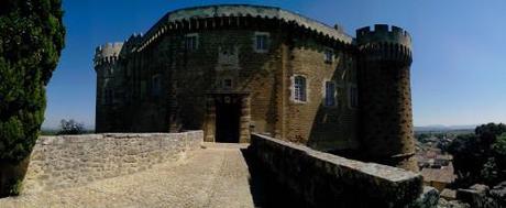 La France - Suze la Rousse PANO 20140414 131338529