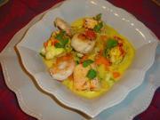 Cliquez pour agrandir : Nage de poissons et crustacés au safran, petits légumes croquants Nage de poissons et crustacés au safran, petits légumes croquants