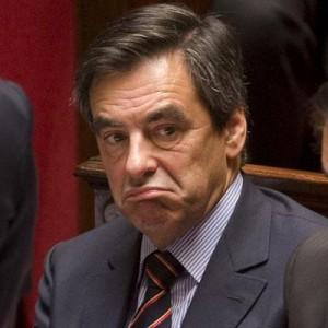 La politique française au département des maladies neurologiques fillon.jpg
