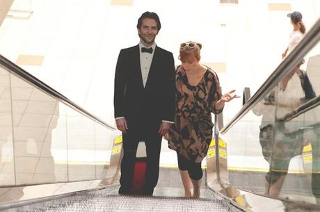 Elle photographie son quotidien aux cotés d’un Bradley Cooper en carton My-life-with-Bradley-Cooper010