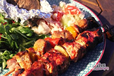 Soirée barbecue avec Carré de Boeuf – Grillades & salade de riz brochette_poulet_canard_carre_de_boeuf_maite_and_the_gang_7
