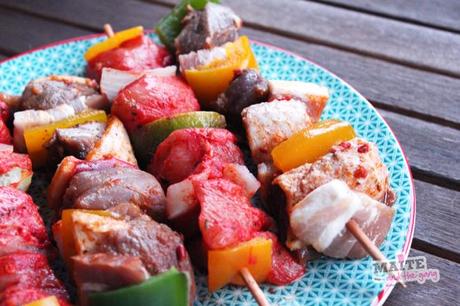 Soirée barbecue avec Carré de Boeuf – Grillades & salade de riz brochette_poulet_canard_carre_de_boeuf_maite_and_the_gang_3