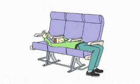 Les 10 positions du sommeil en avion Demetri-Martin-airplane-sleeping-positions06