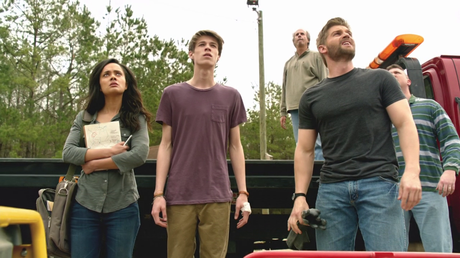 Les critiques // Under the Dome : Saison 2. Episode 1. Heads Will Roll. Les critiques // Under the Dome : Saison 2. Episode 1. Heads Will Roll.