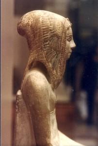 Il fut ce rédempteur, ce sauveur, ce libérateur des Deux-Terres : Ahmôsis, quand la reconquête militaire fut décidée... (3) En Égypte ancienne ! Tetisheri1.jpg