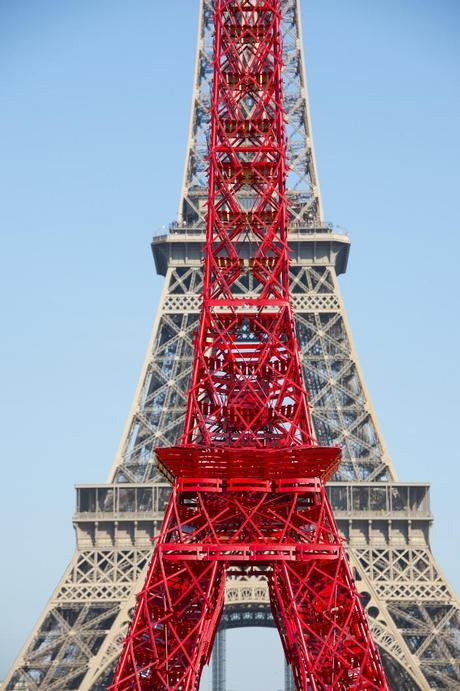 Une seconde Tour Eiffel par Fermob