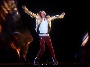 Michael-Jackson-hologram_150832