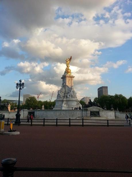 My Lovely London Trip #3: British Museum, Primark, Big Ben, Buckingham Palace & Harrods My Lovely London Trip #3: British Museum, Primark, Big Ben, Buckingham Palace & Harrods