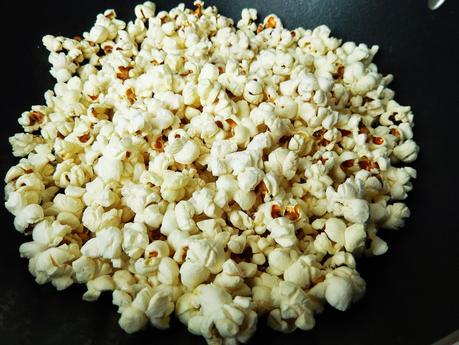 Pop Corn parmesan-tomates séchées et basilic Pop Corn parmesan-tomates séchées et basilic