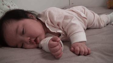 Les bons gifs de la semaine Getting-ready-for-9-oclock-church-after-being-up-with-the-baby-all-night (1)