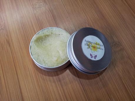 Baume exfoliant à la pierre ponce Baume exfoliant à la pierre ponce