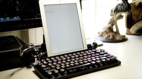 GADGET: Le plaisir de la machine à écrire retrouvé!