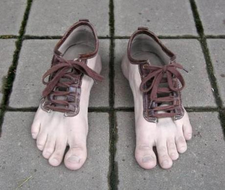 weird-shoes-chaussures-wtf-bizarre-moche-mogwaii (24)