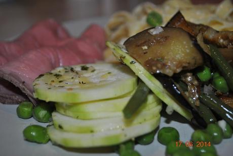 Rosbif et tagliatelles en salade, aux 3 légumes verts