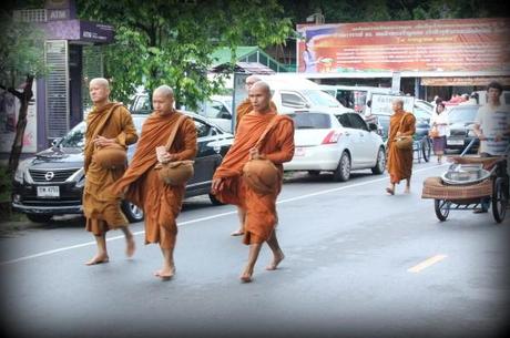 11 et 12 juillet 2014. Udonthani : Asanha Bucha et Khao Pansa (Fêtes religieuses) DSCF8598