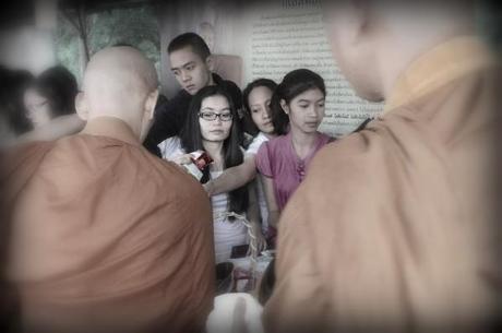 11 et 12 juillet 2014. Udonthani : Asanha Bucha et Khao Pansa (Fêtes religieuses) DSCF8614