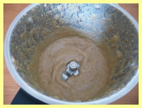 Moelleux aux dattes Cliquer sur les flèches