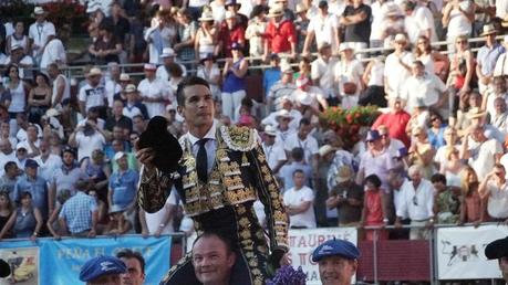 MONT DE MARSAN : FAENON DE DUFAU ET ESTOCADES DE MANZANARES. DSC04342
