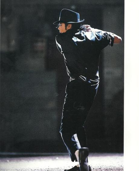 Breaking Free - Dancing The Dream 1992 numérisation0002