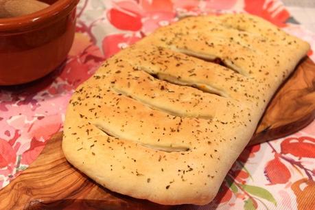 Fougasse aux anchois et aux tomates séchées IMG_8834r