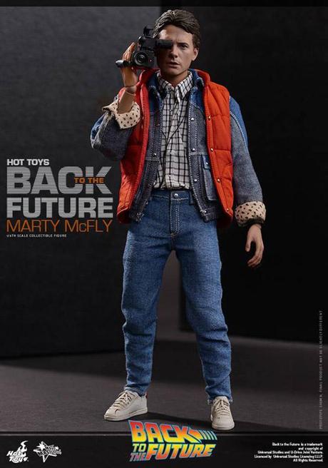 Hot-Toys-Back-To-The-Future-Marty-McFly-2014-05