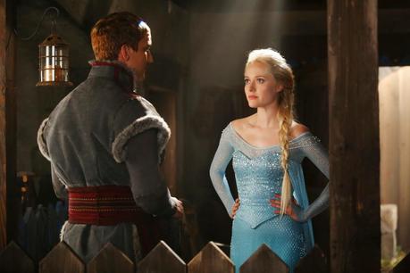 Once Upon a Time, saison 3 : Une première photo d'Elsa, La Reine des Neiges ! Once Upon a Time, saison 3 : Une première photo d'Elsa, La Reine des Neiges !