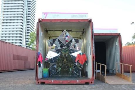 wink-space-kaleidoscope-shipping-container-05