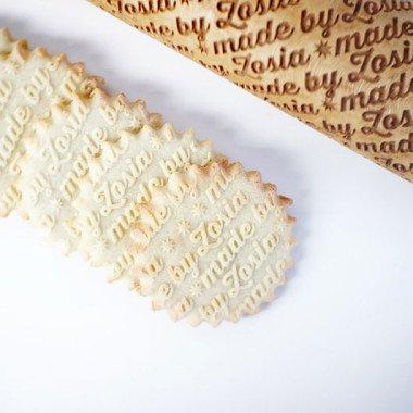 La pâtisserie au laser custom-engraved-rolling-pins-by-zuzia-kozerska-3