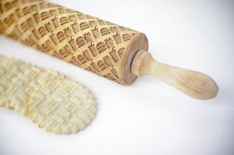 La pâtisserie au laser custom-engraved-rolling-pins-by-zuzia-kozerska-2