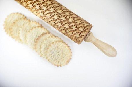 La pâtisserie au laser custom-engraved-rolling-pins-by-zuzia-kozerska-10