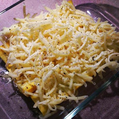 Courgettes du Québec, gratinées au Cheddar vieilli 3 ans de L'Isle-Aux-Grues Courgettes du Québec, gratinées au Cheddar vieilli 3 ans de L'Isle-Aux-Grues